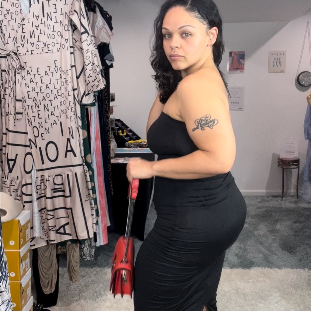 Maxi Tube Dress: Small-Large - Picture 6 of 10